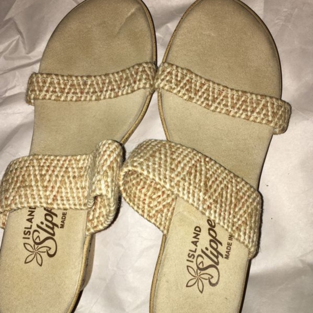 Island Slippers